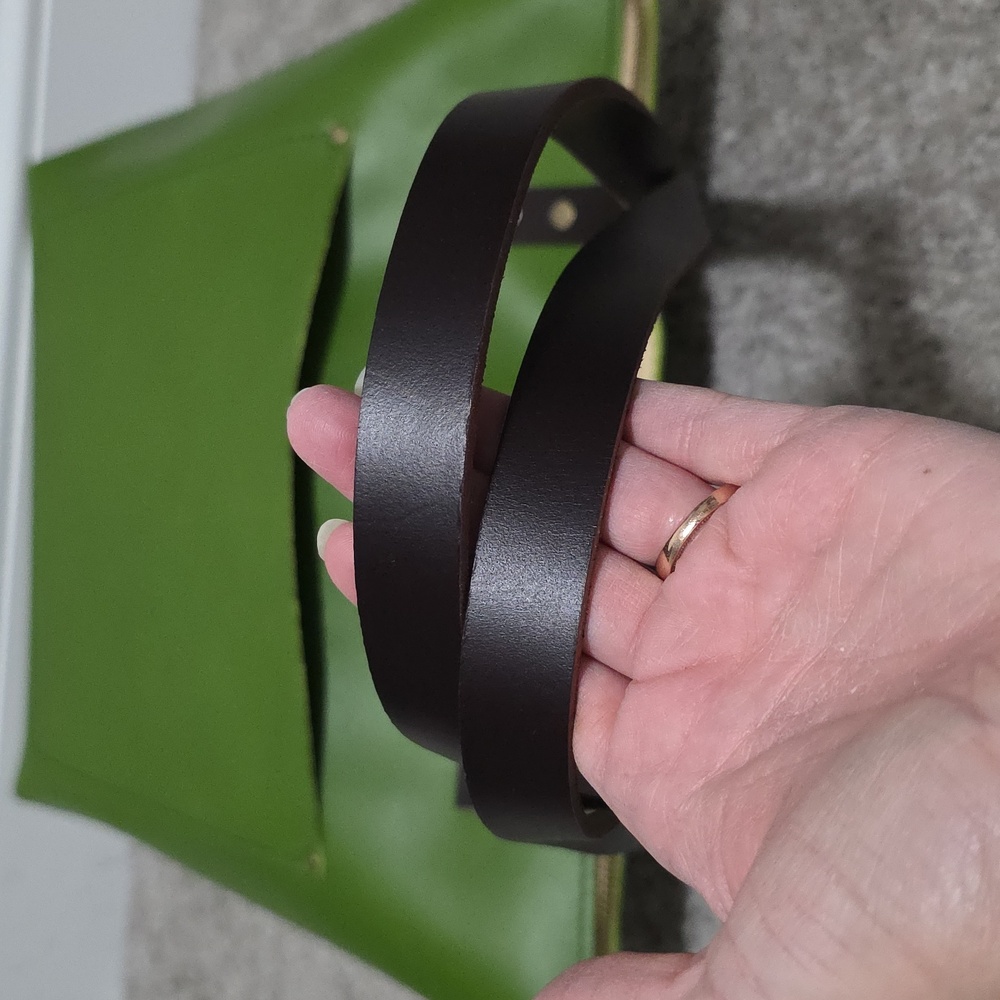 New Portland Leather Goods PLG Medium Zip Tote Green Apple - Picture 3 of 9